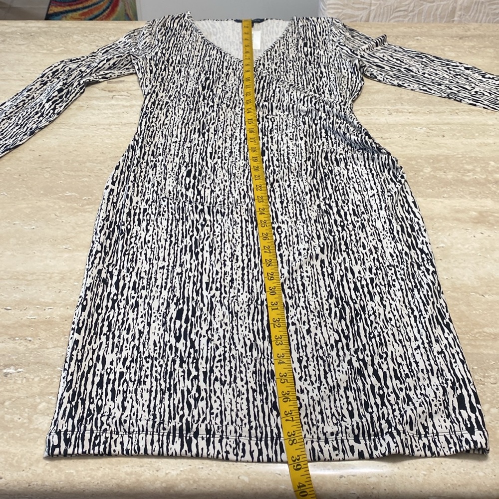 NWT banana republic dress w/ruching side,stretchy fabric, measurements in photos - Picture 10 of 13